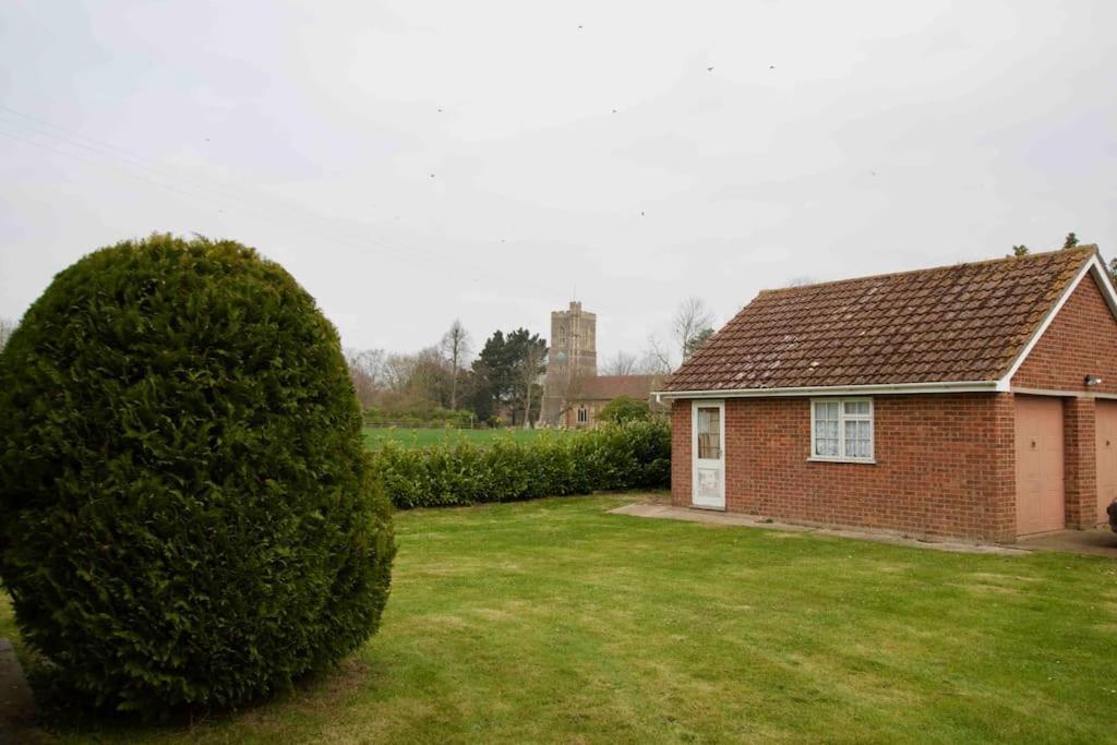 Spacious 5 Bed In The Countryside, Close To Frinton-On-Sea Kirby Cross 외부 사진