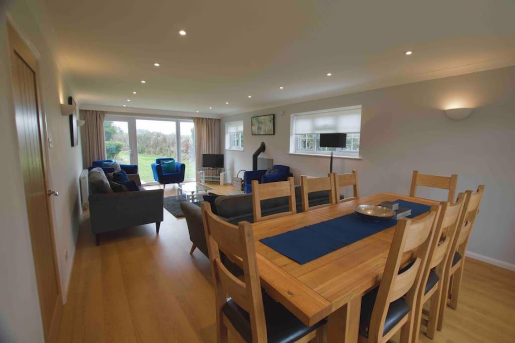 Spacious 5 Bed In The Countryside, Close To Frinton-On-Sea Kirby Cross 외부 사진