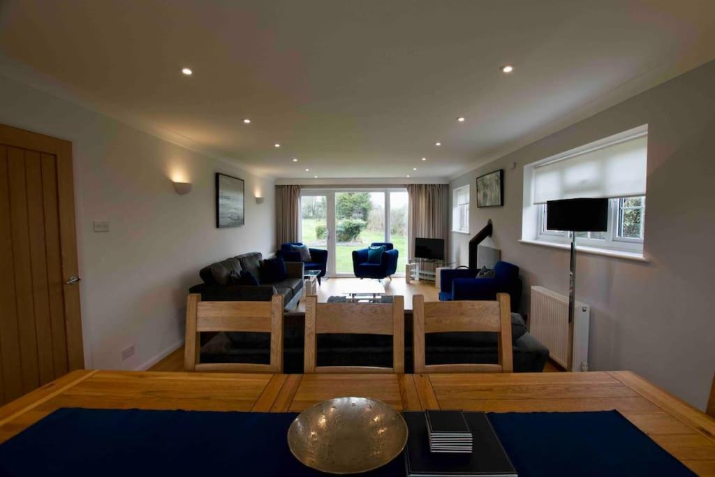 Spacious 5 Bed In The Countryside, Close To Frinton-On-Sea Kirby Cross 외부 사진