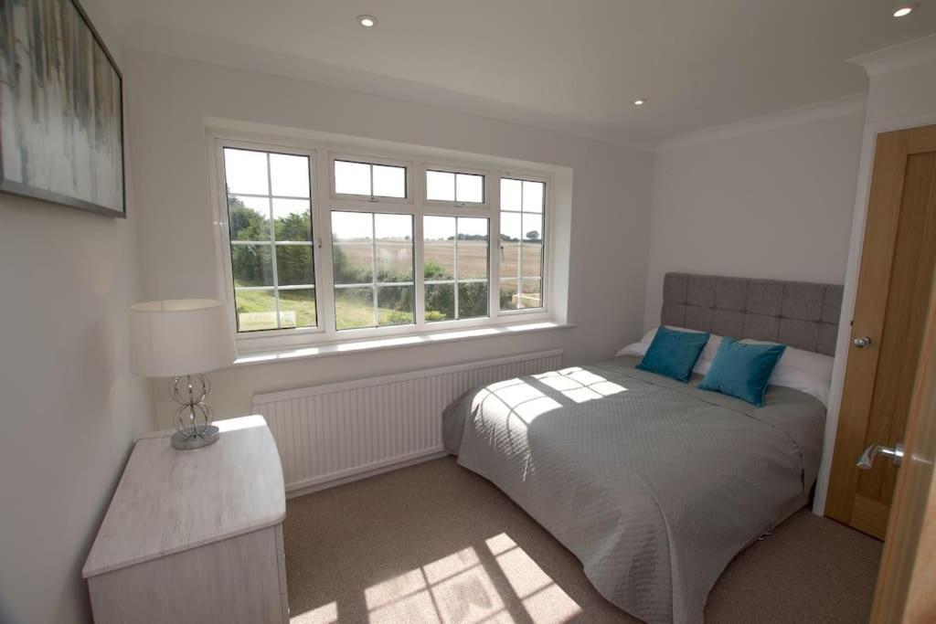 Spacious 5 Bed In The Countryside, Close To Frinton-On-Sea Kirby Cross 외부 사진